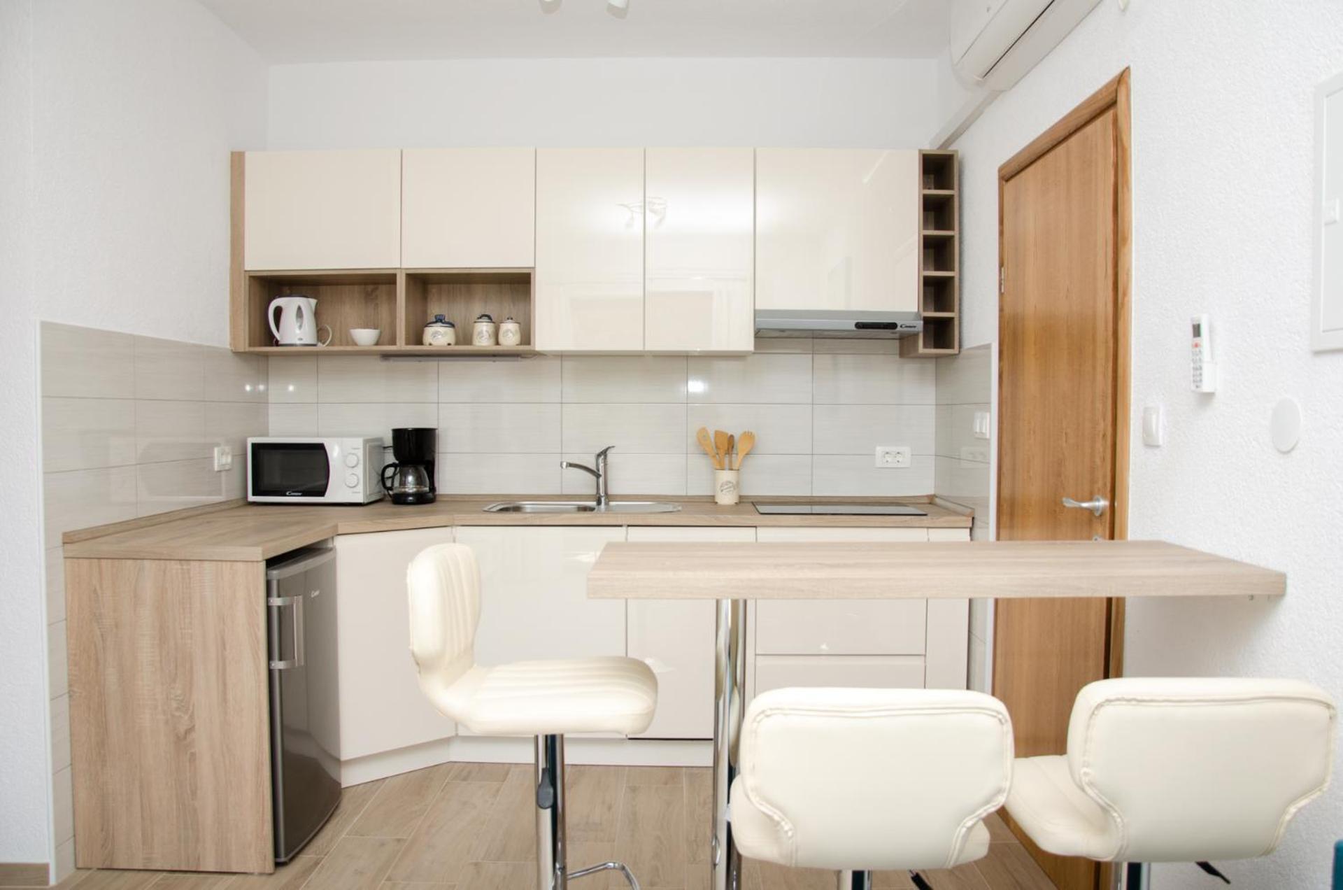 Guesthouse Ruza - Apartments Сень Экстерьер фото