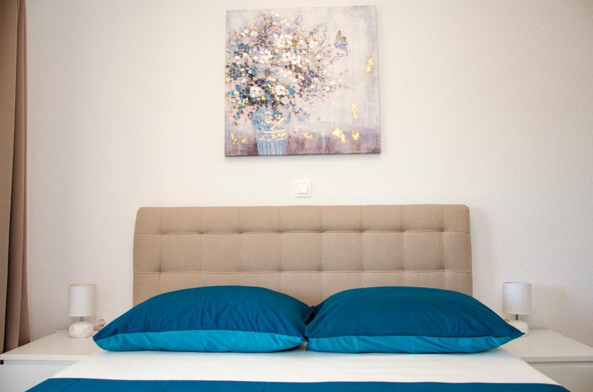 Guesthouse Ruza - Apartments Сень Экстерьер фото