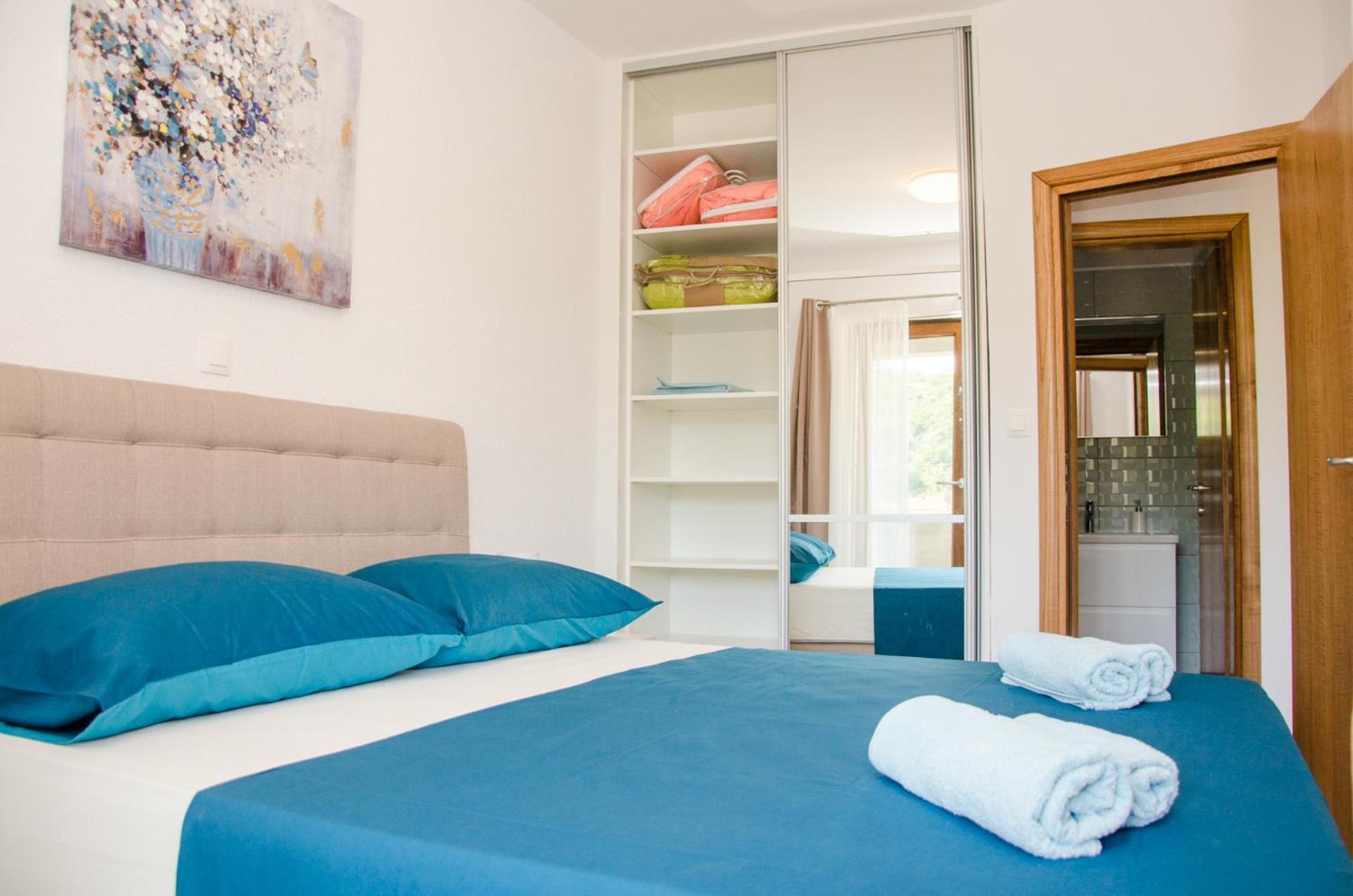 Guesthouse Ruza - Apartments Сень Экстерьер фото