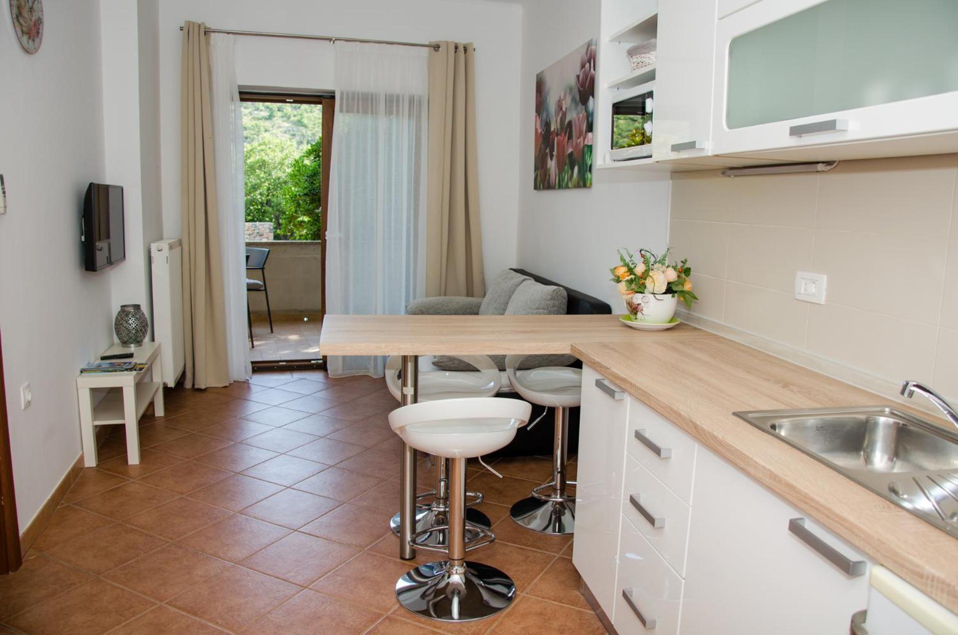 Guesthouse Ruza - Apartments Сень Экстерьер фото