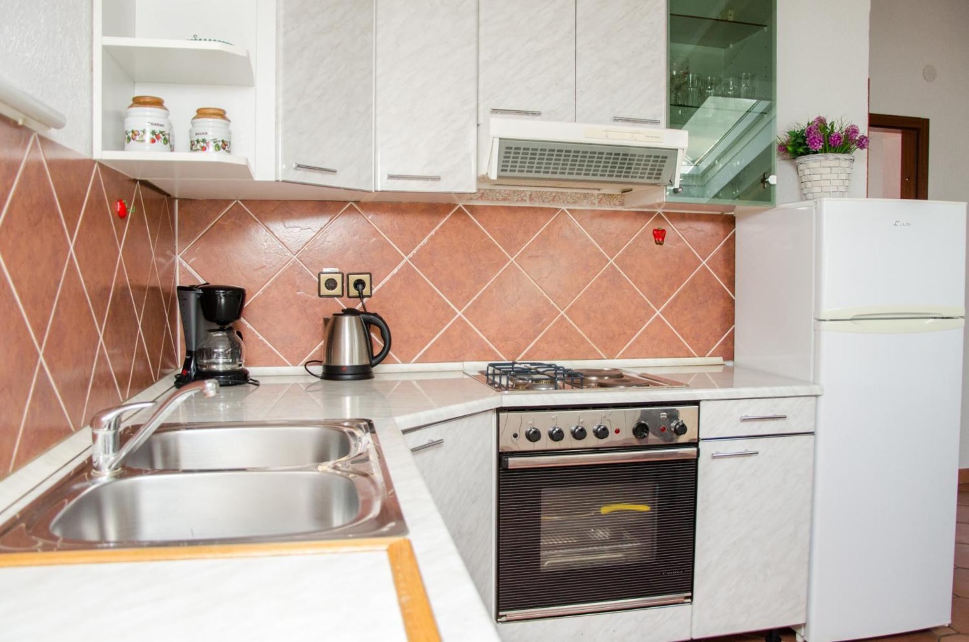 Guesthouse Ruza - Apartments Сень Экстерьер фото