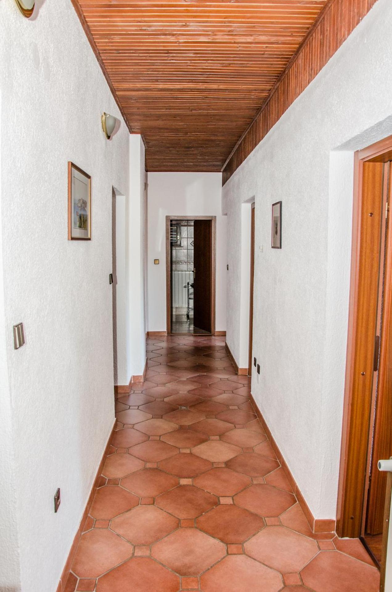 Guesthouse Ruza - Apartments Сень Экстерьер фото
